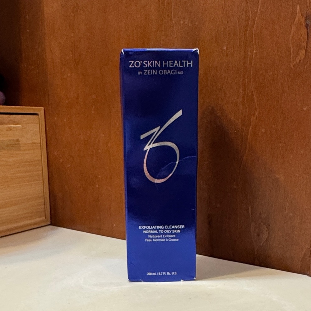 ZO Skin Health Exfoliating Cleanser - Blue
